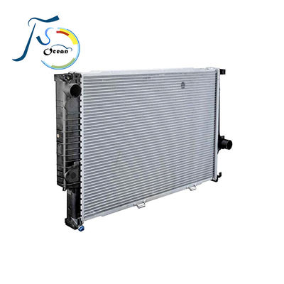 품질  Welded Engine Cooling System 2243445 Radiator For 1992-1994) BMW E32 740i Cooling Parts RA0012 ( 공장